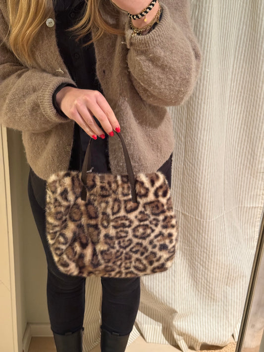 Felltasche mit Leo-Print