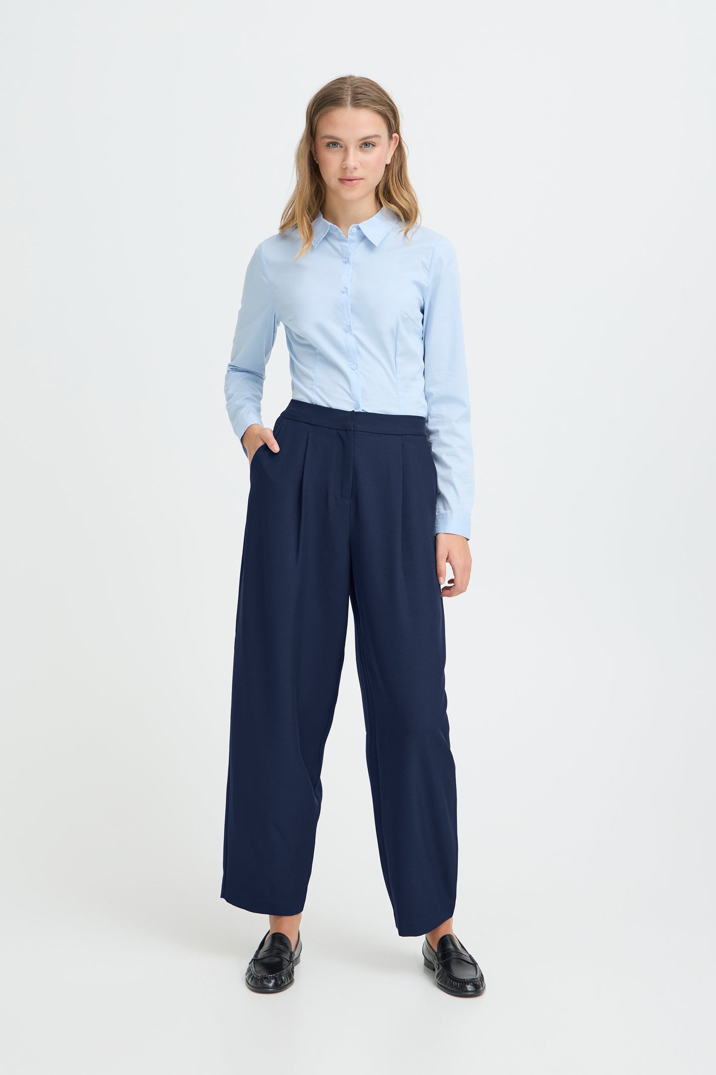 IH FAVA BARREL | dark navy