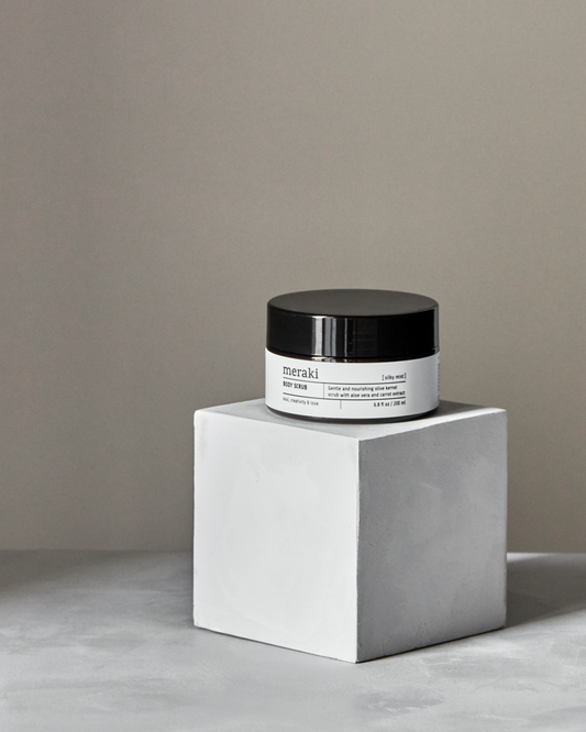 Body scrub, Silky mist, 200 ml