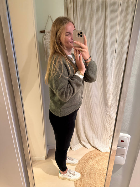 Strickpullover V-Ausschnitt khaki