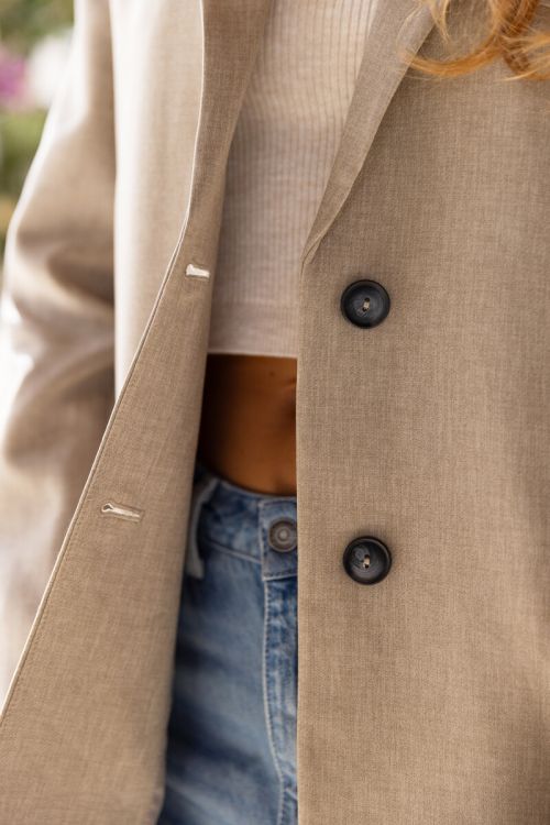 Grüner Blazer mit Schlitz