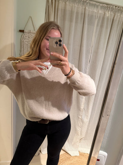 Strickpullover V-Ausschnitt beige