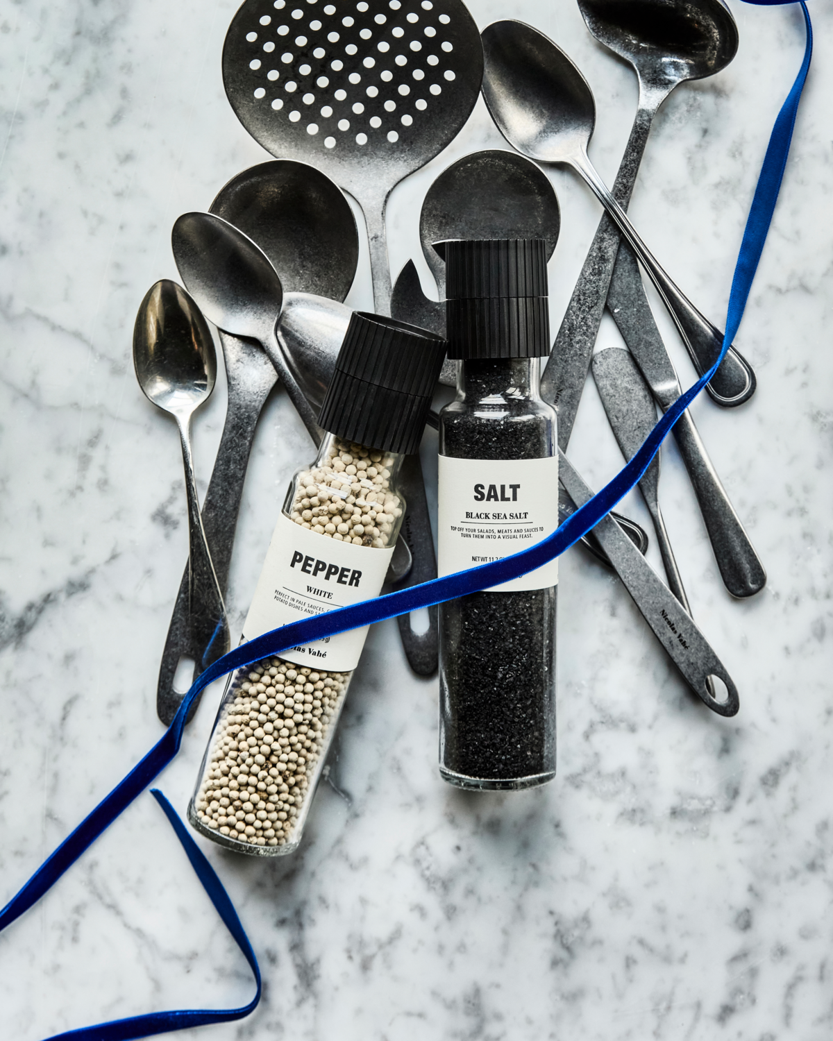 Gift box Black sea salt & white pepper