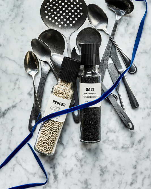 Gift box Black sea salt & white pepper