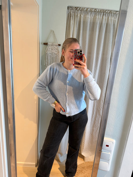 Alpaka Strickjacke Rundhals babyblue