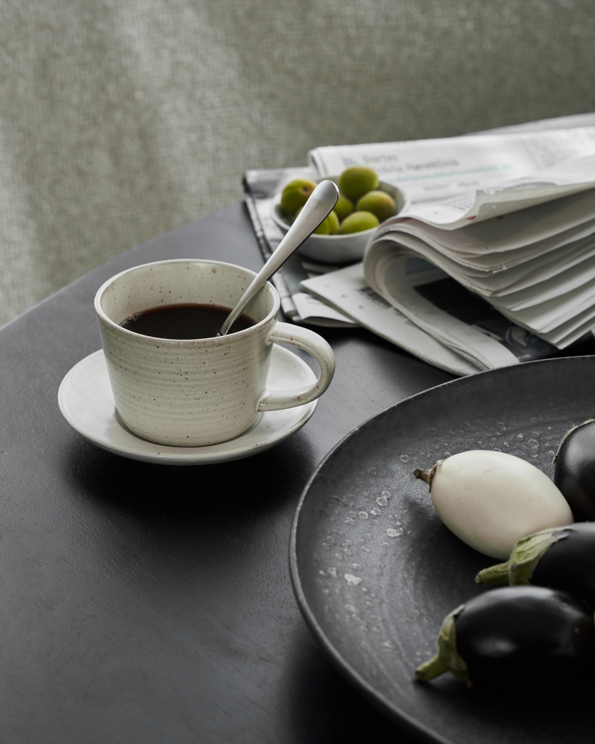 Kaffeetasse mit Untertasse Pion, Grau/Weiß