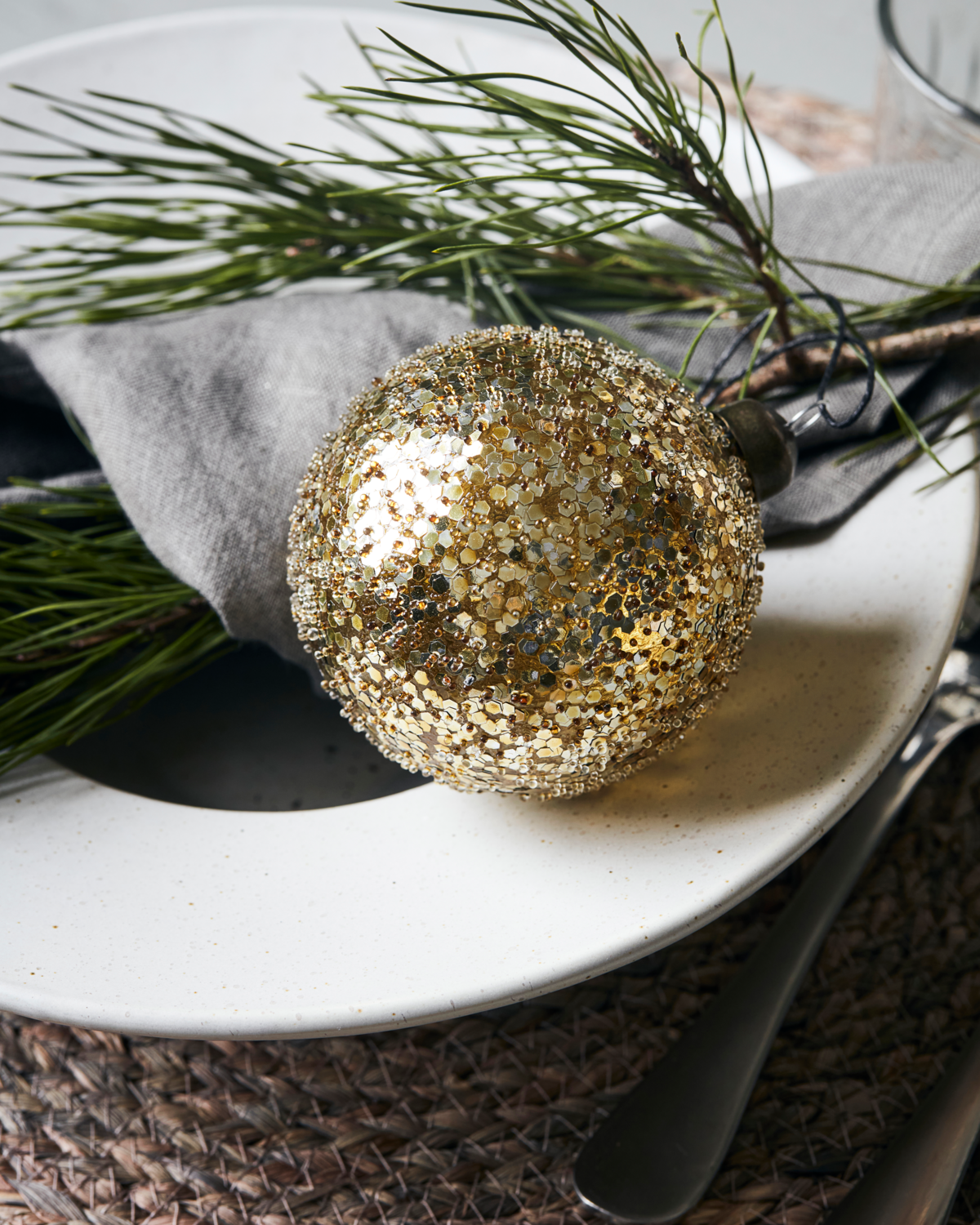 Weihnachtskugel Gold mit Textur