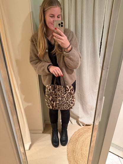 Felltasche mit Leo-Print