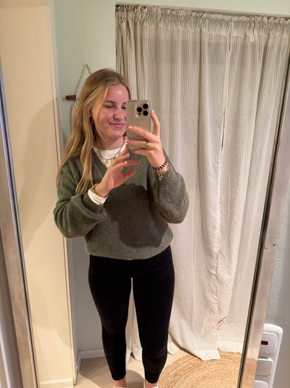 Strickpullover V-Ausschnitt khaki