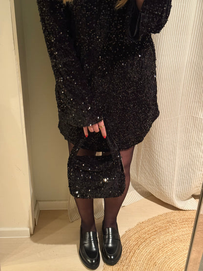 Pailletten Kleid mit Schleife