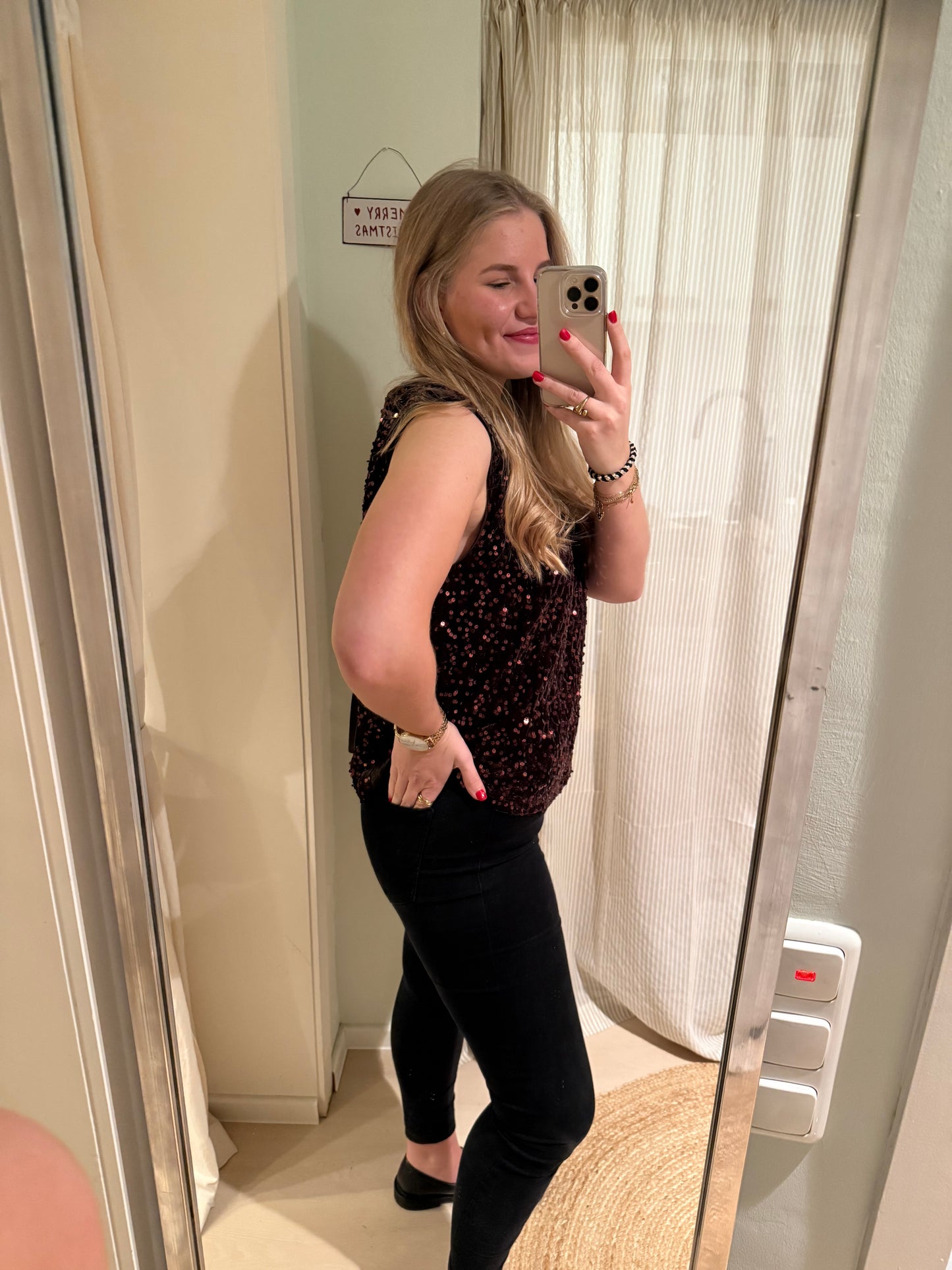 Pailletten Top mit Schleife | chocolate