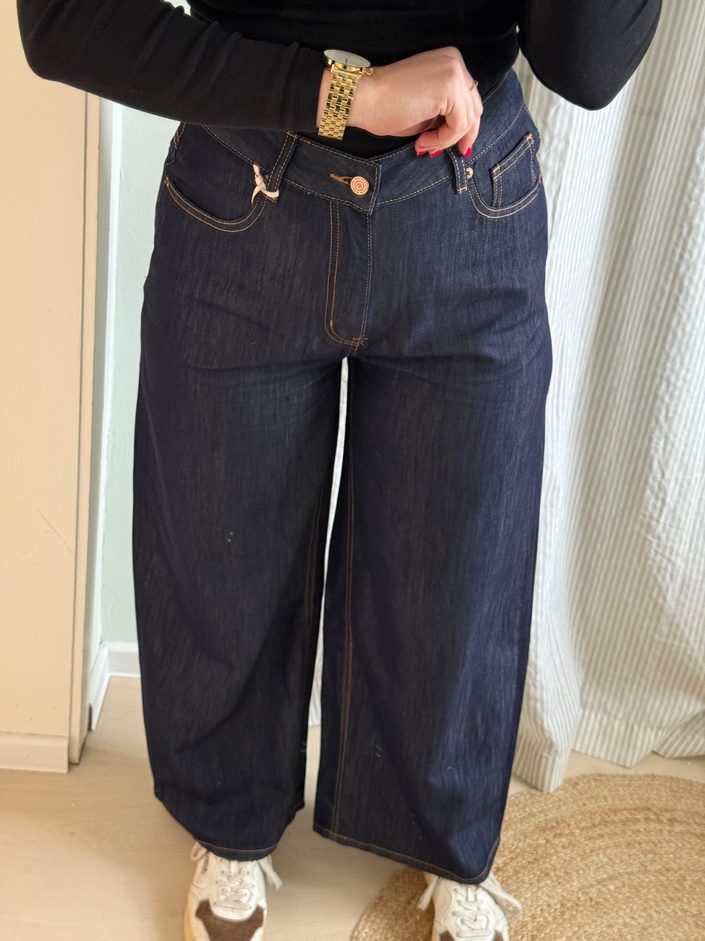 Wide Leg Jeans