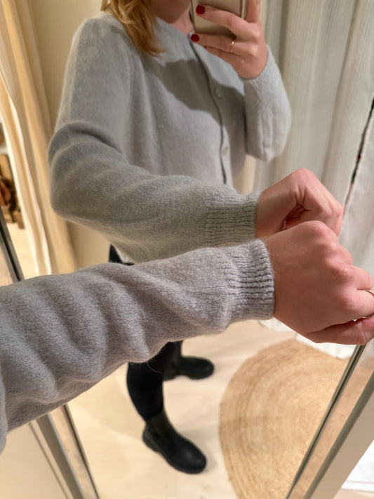 Alpaka Strickjacke Rundhals hellgrau