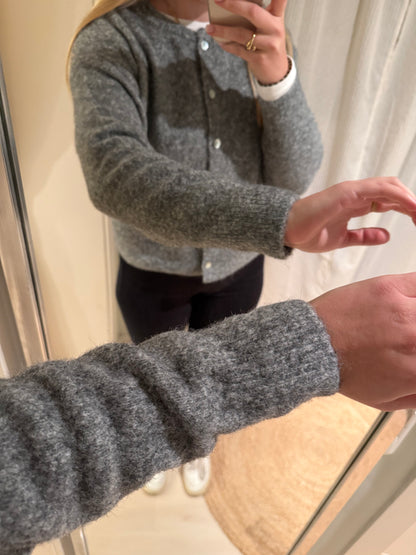 Strickjacke Rundhals grau