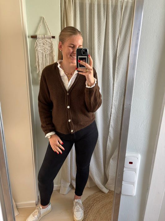 Strickjacke mit V-Ausschnitt