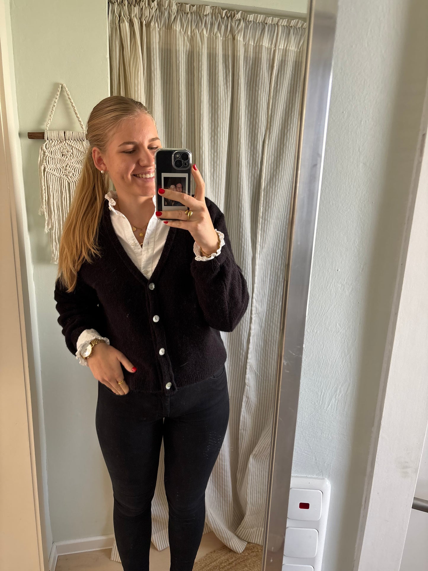 Strickjacke mit V-Ausschnitt