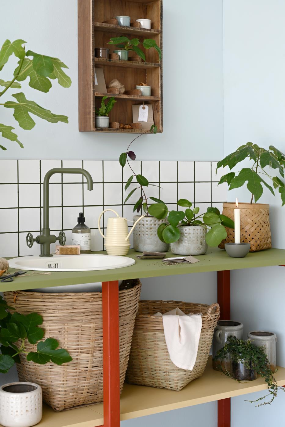 Kerzenhalter schüsselförmig staubig grün