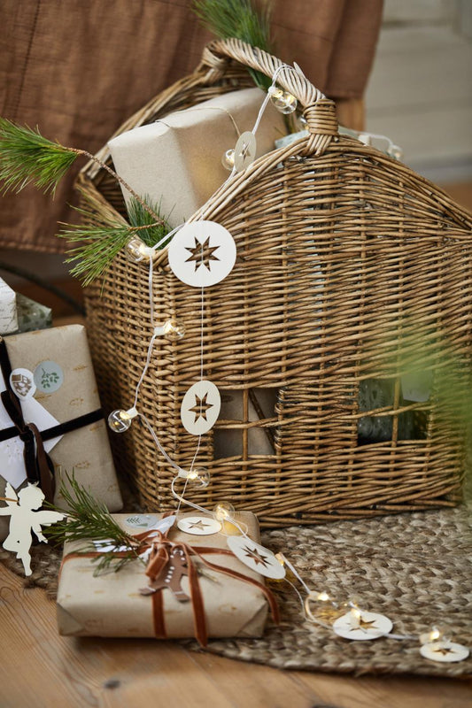 Korbhaus mit Fenstern