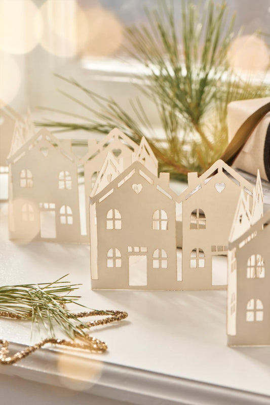 Weihnachtstischdekoration Häuser