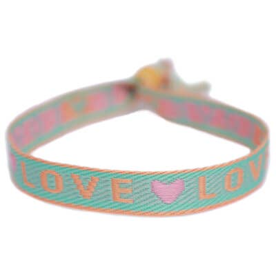 Geflochtenes Armband Love in Pastellfarben