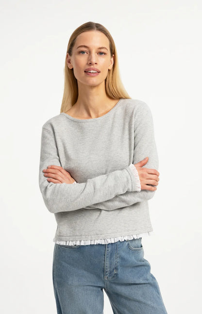 Feinstrick Oberteil mit Rüschenborten | Medium Grey Melange