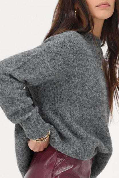 Grauer Oversized Strickpullover
