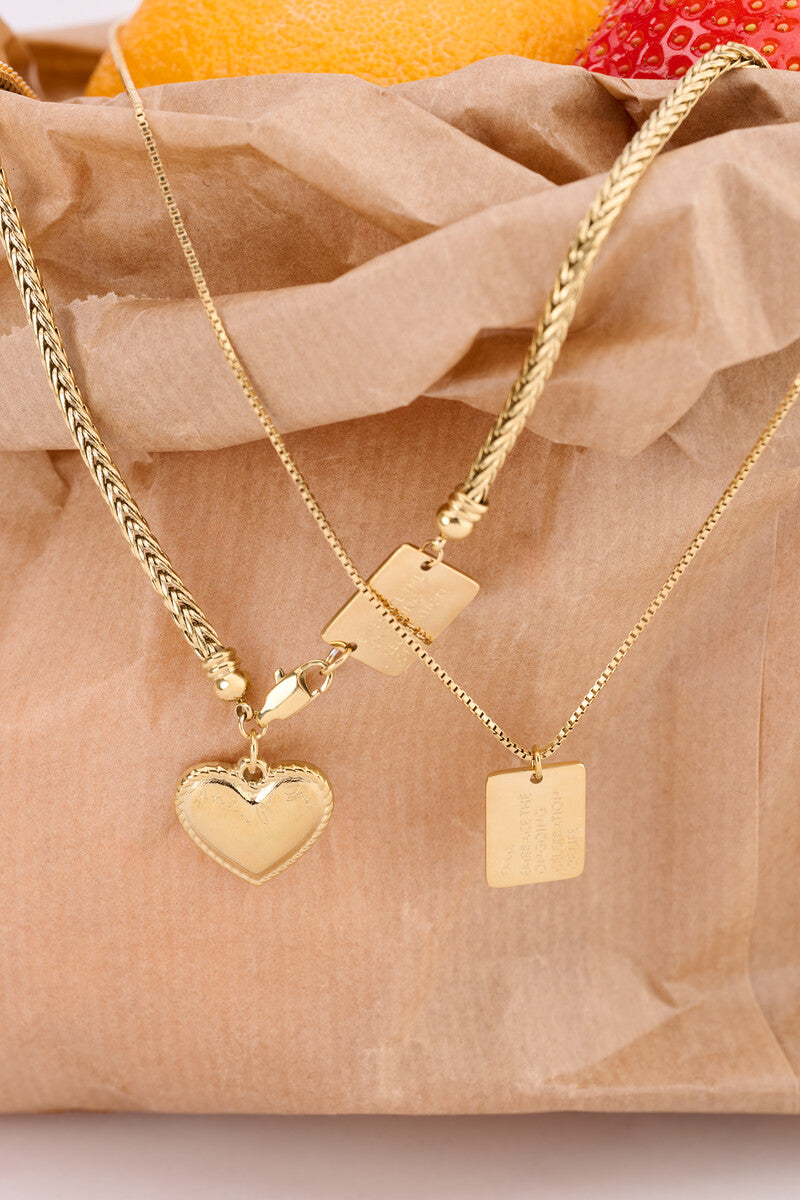 Bold Kette mit Embrace Charm | Gold