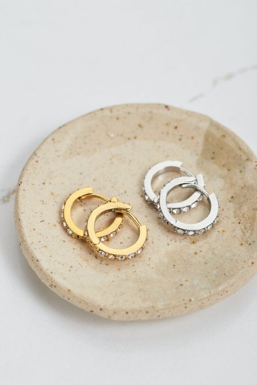 Ohrringe mit kleinen Steinchen | Gold